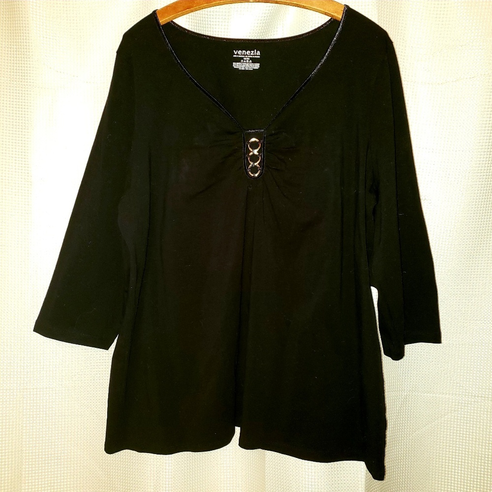 Venezia V-Neck Top NEW